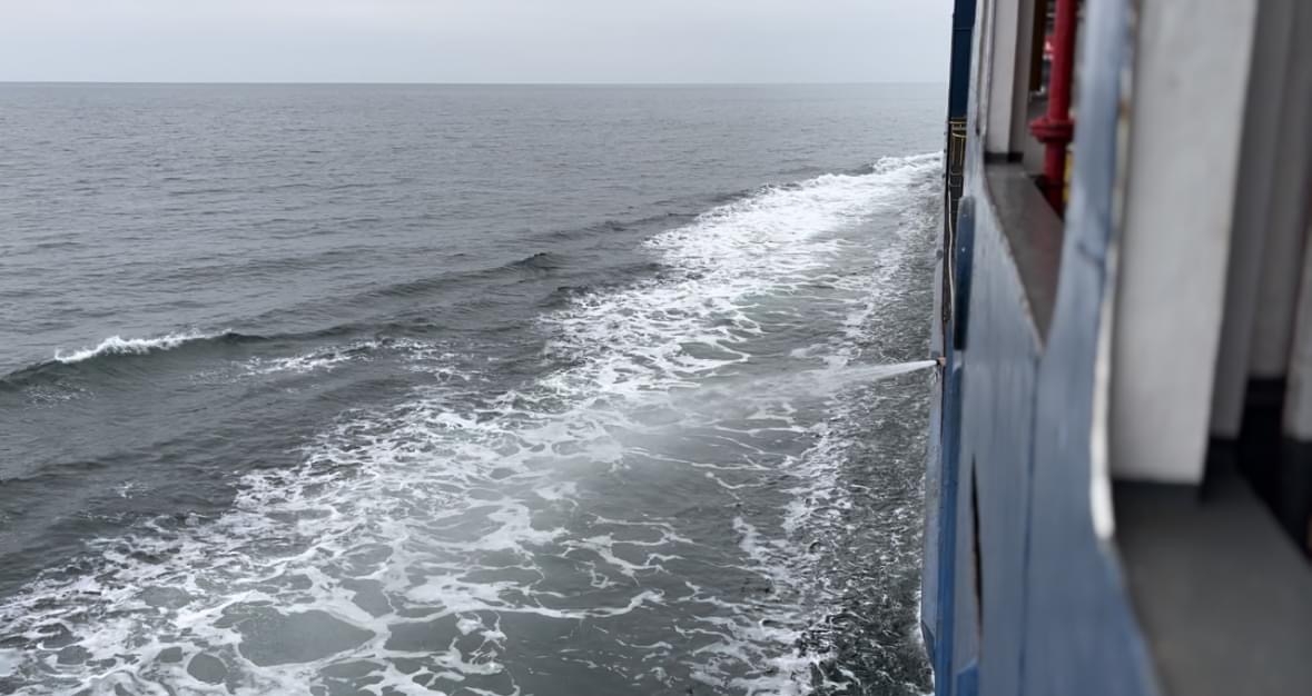 op het water
